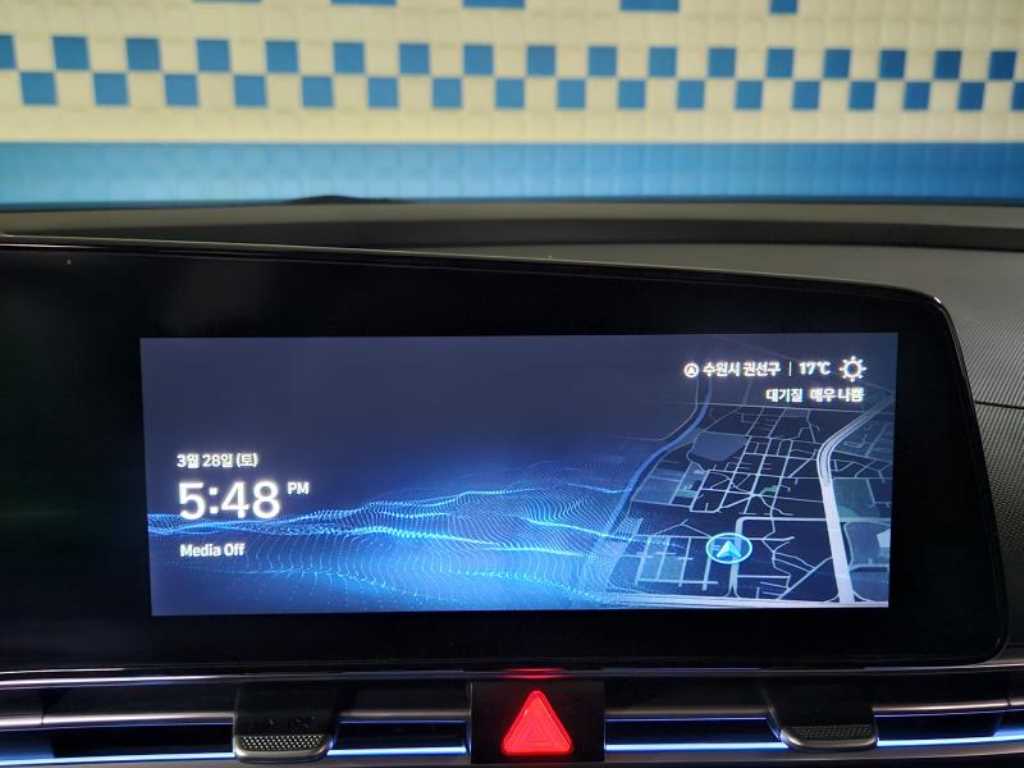 HYUNDAI Avante - Vista 8