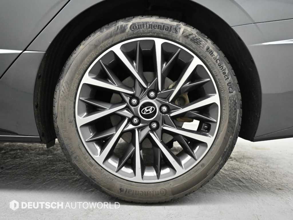 HYUNDAI Sonata - Vista 5