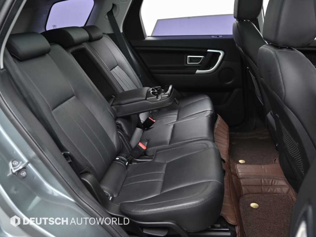 Land Rover Discovery Sports - Vista 12