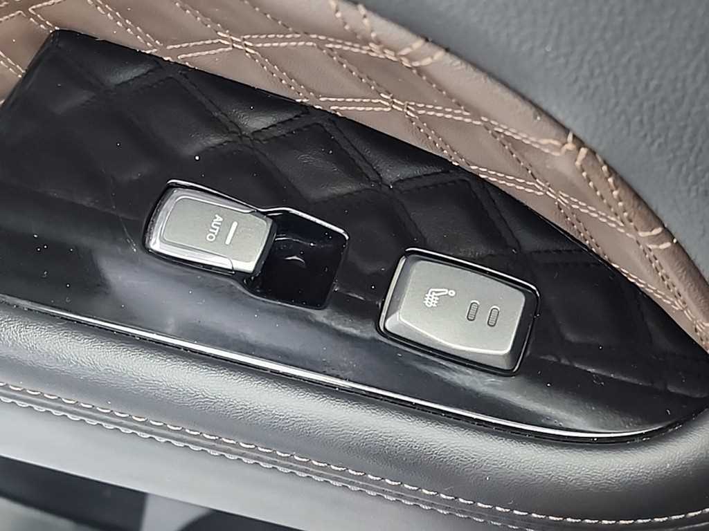 Ssangyong Rexton 2023 Blanco - Importación desde Corea - HF Imports Iquique - Foto 15