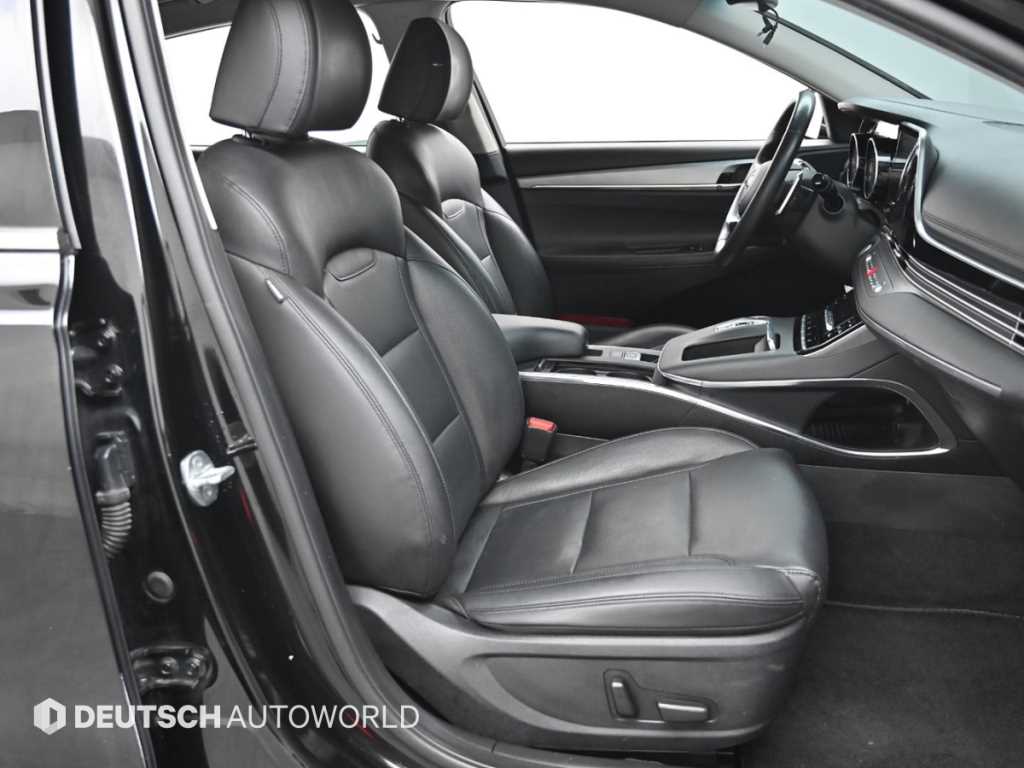 HYUNDAI Grandeur - Vista 10