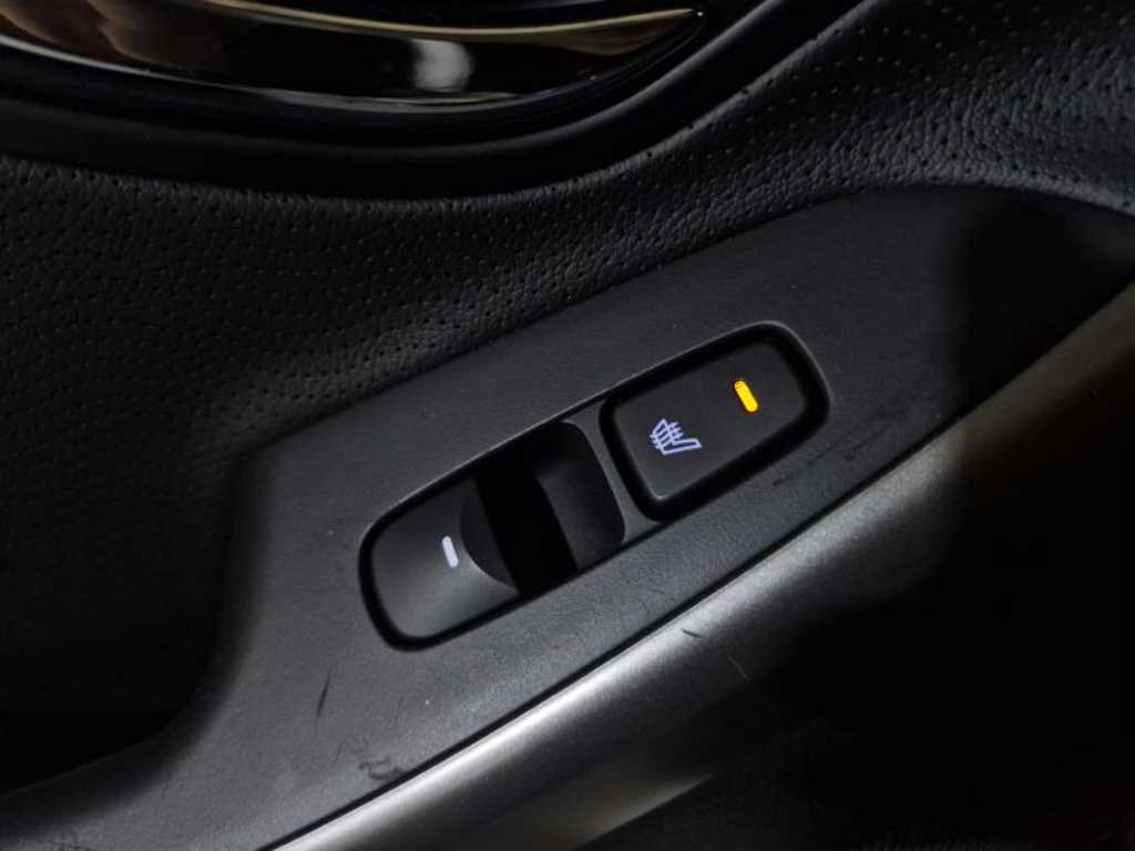 HYUNDAI Avante 2011 Blanco - Importación desde Corea - HF Imports Iquique - Foto 13