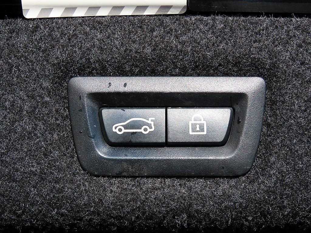 BMW 5 Series 2019 Negro - Importación desde Corea - HF Imports Iquique - Foto 16