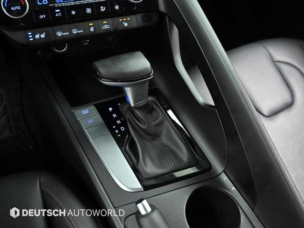 HYUNDAI Avante - Vista 10