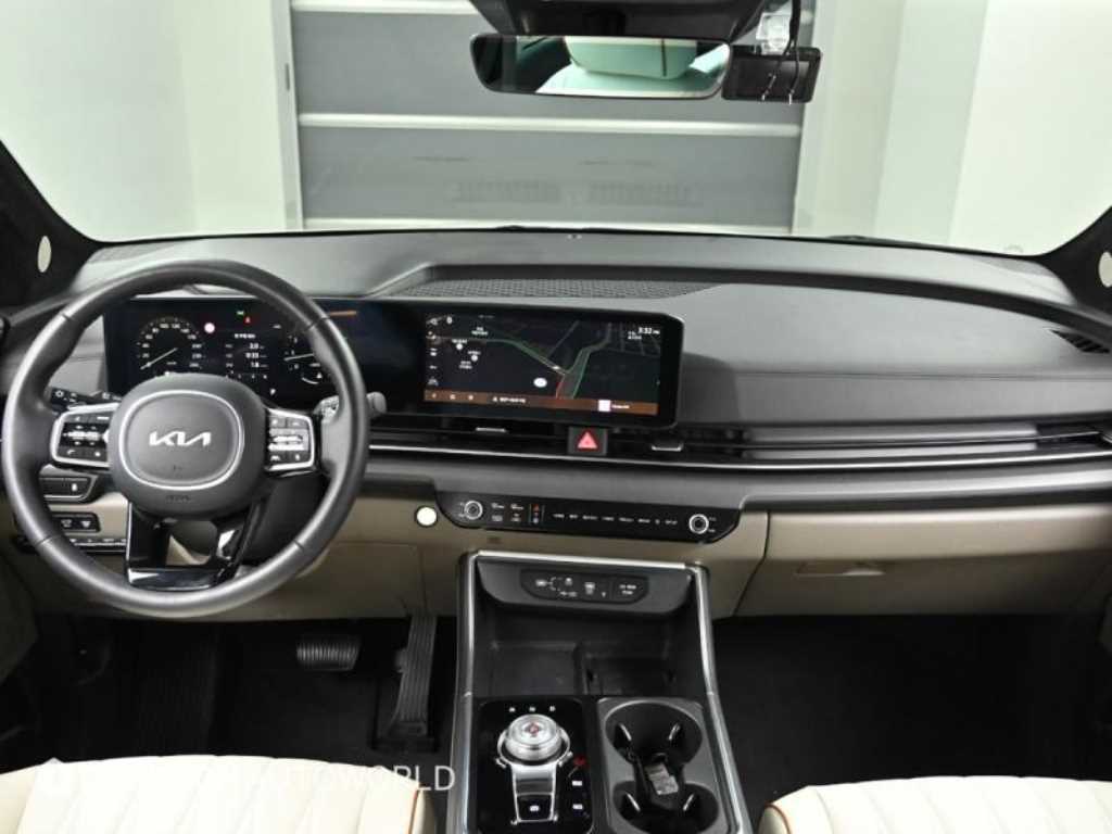 KIA Carnival - Vista 7