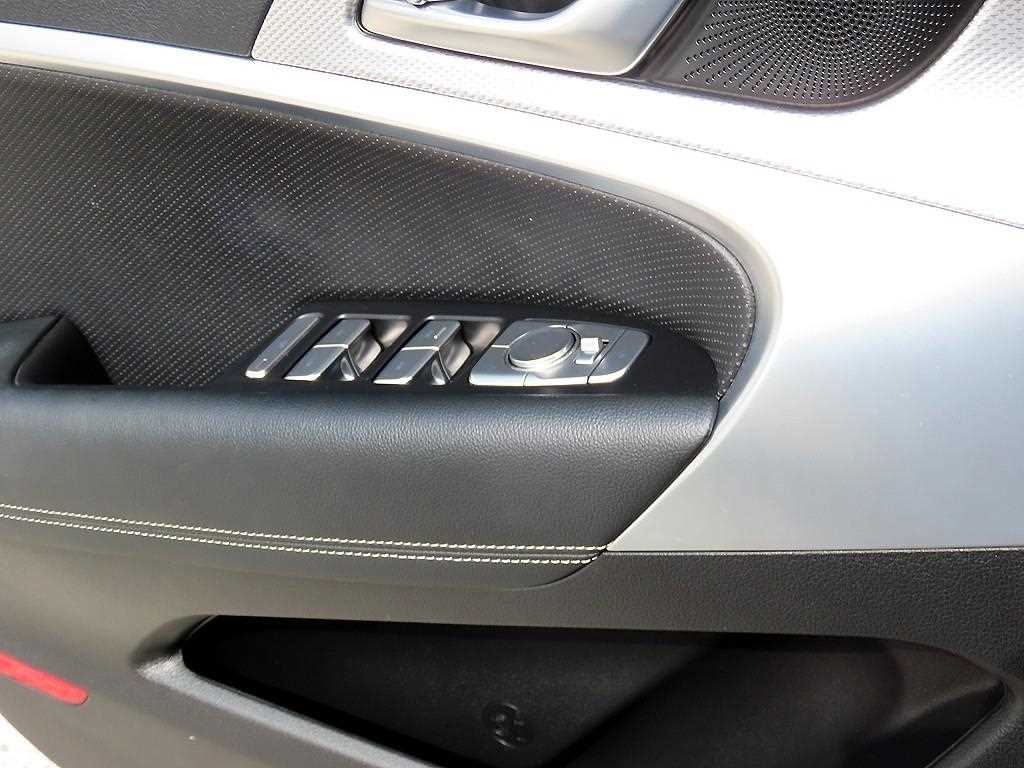 Genesis G70 - Vista 11