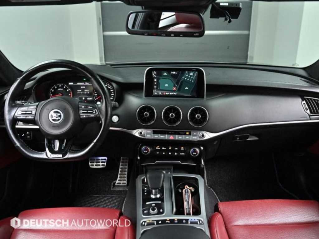 KIA Stinger - Vista 7