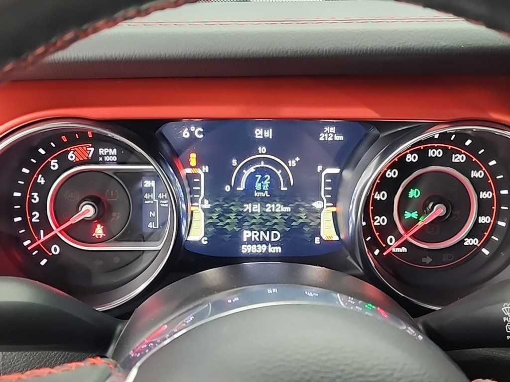 Jeep Wrangler - Vista 6