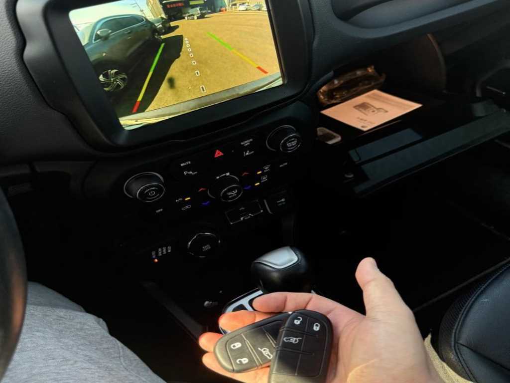 Jeep Renegade - Vista 11