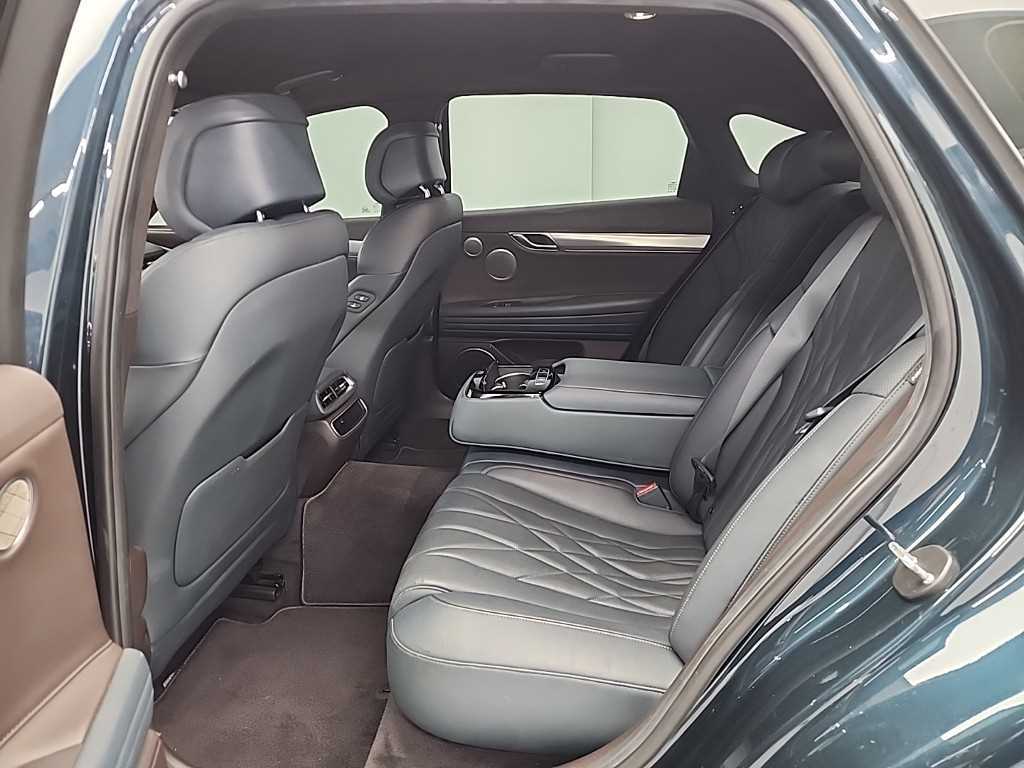 Genesis G80 - Vista 12