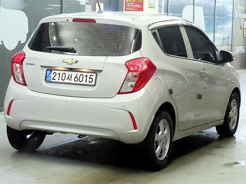 Chevrolet Spark - Vista 4