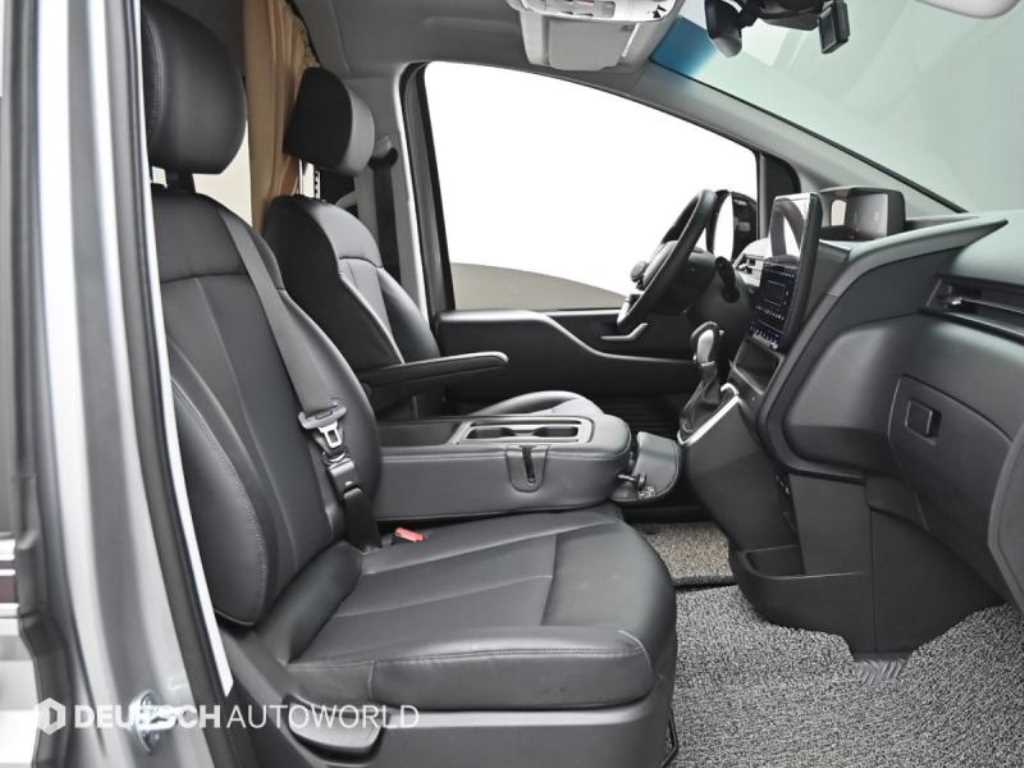 HYUNDAI Staria - Vista 12