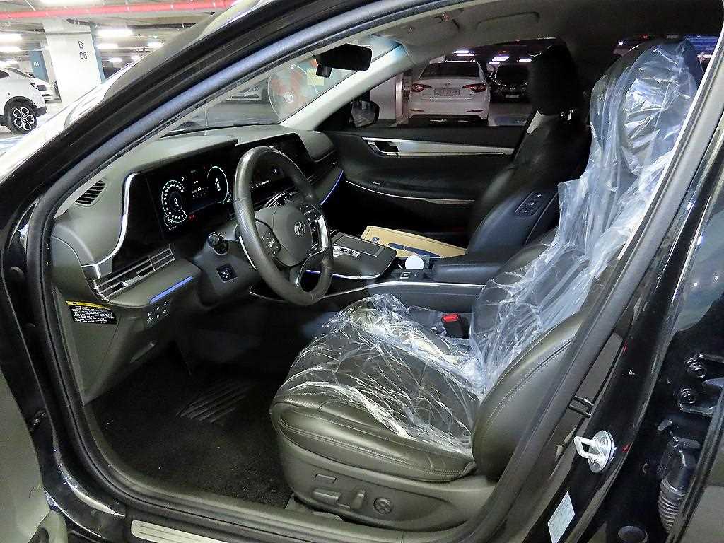 HYUNDAI Grandeur - Vista 6