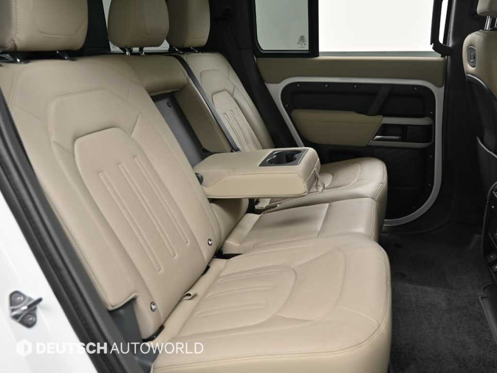 Land Rover Defender - Vista 12