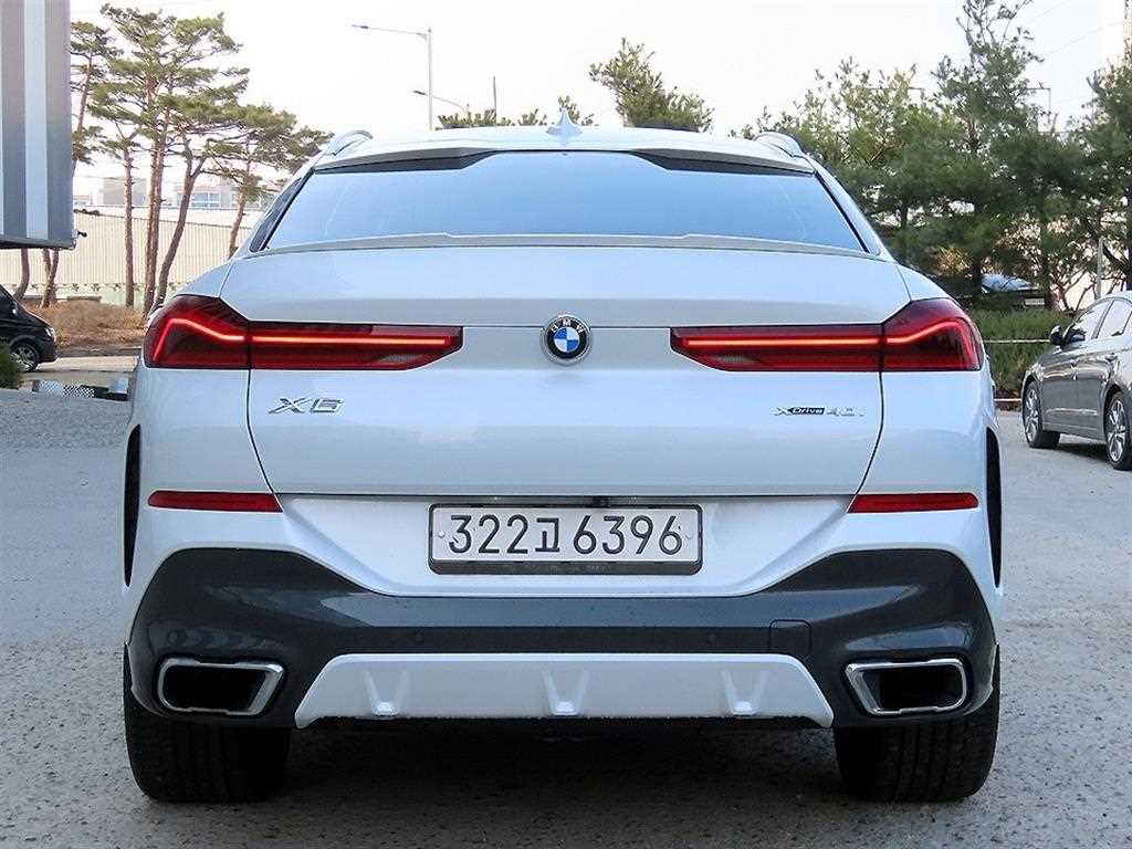 BMW X6 - Vista 4