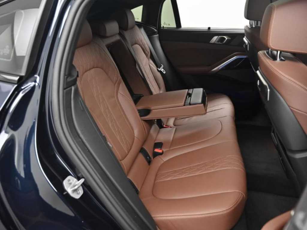 BMW X6 - Vista 12