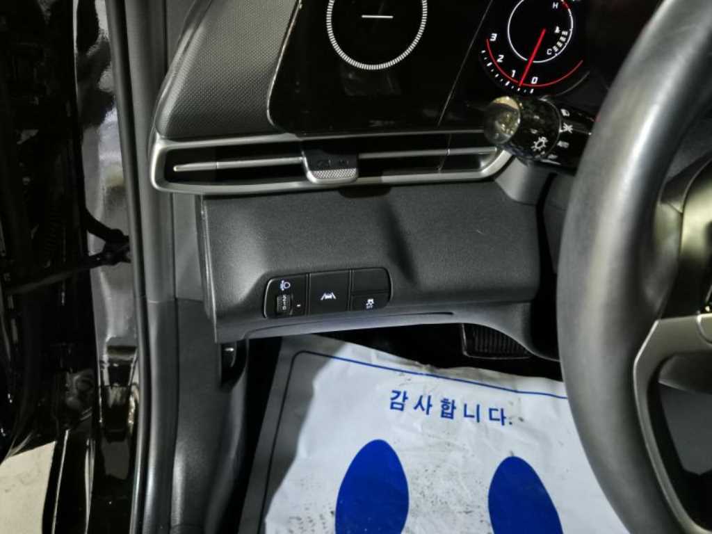 HYUNDAI Avante 2021 Negro - Importación desde Corea - HF Imports Iquique - Foto 17