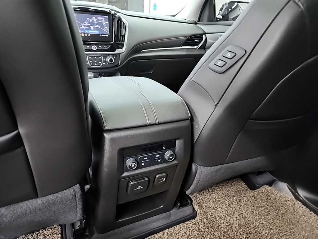 Chevrolet Travers 2021 Negro - Importación desde Corea - HF Imports Iquique - Foto 13