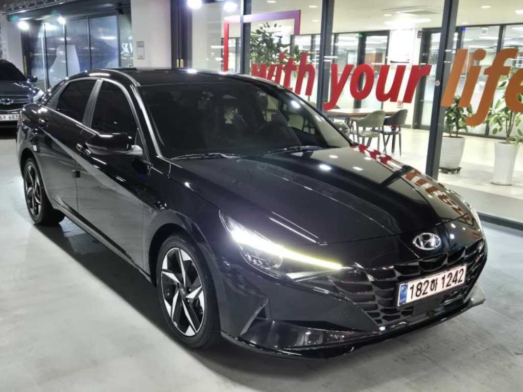 HYUNDAI Avante 2021 Negro - Importación desde Corea - HF Imports Iquique - Foto 1