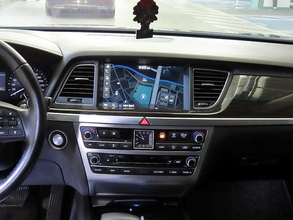 Genesis G80 - Vista 11