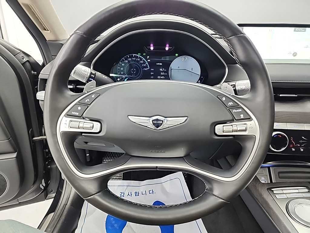 Genesis G80 - Vista 9