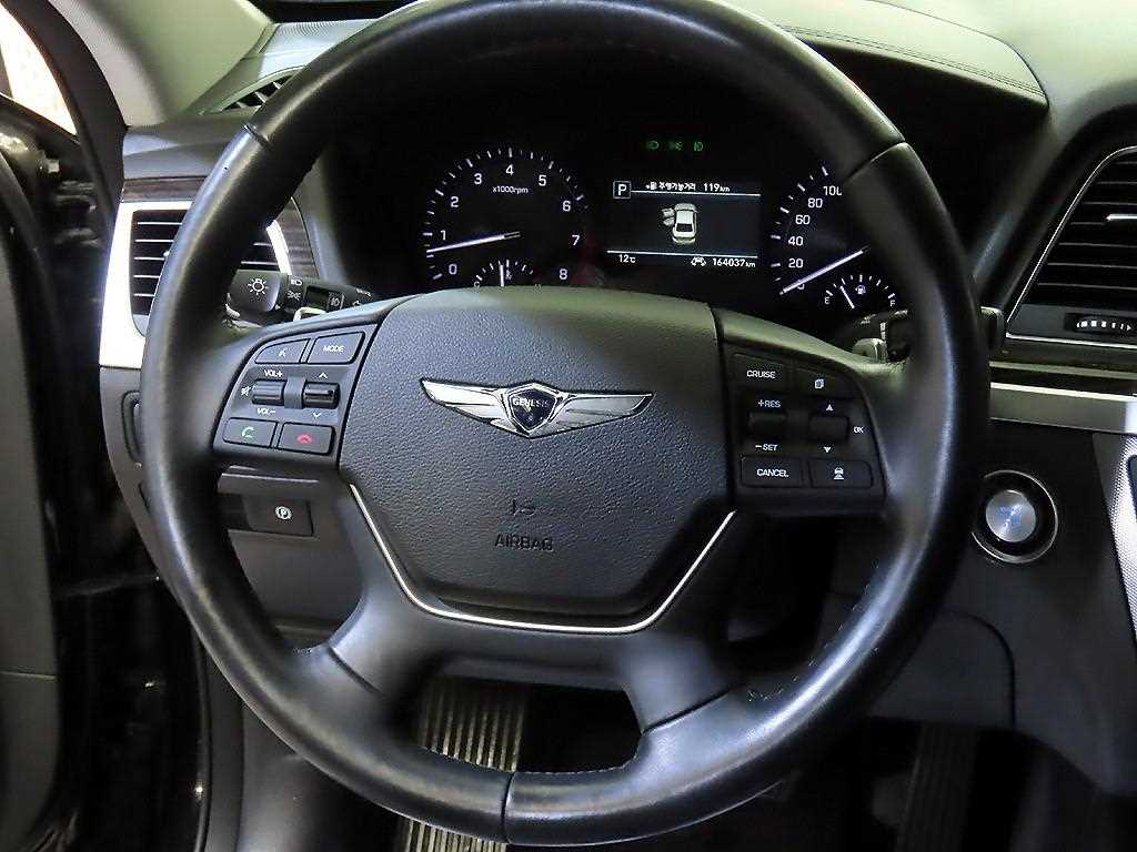 Genesis G80 - Vista 8