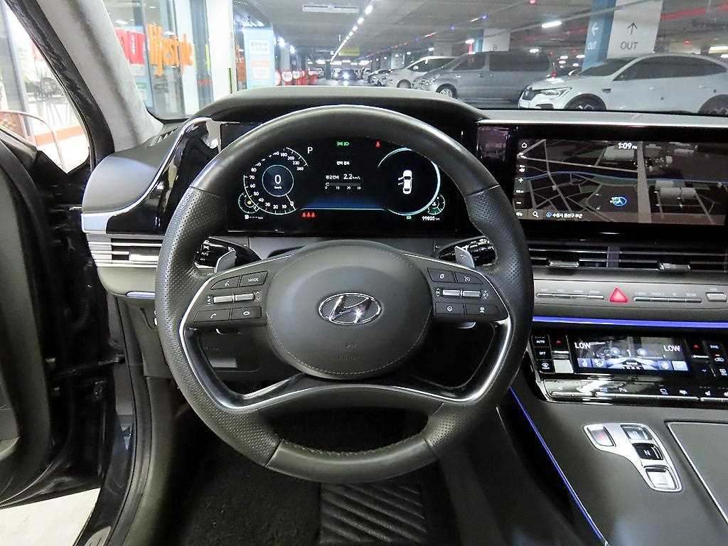 HYUNDAI Grandeur - Vista 8