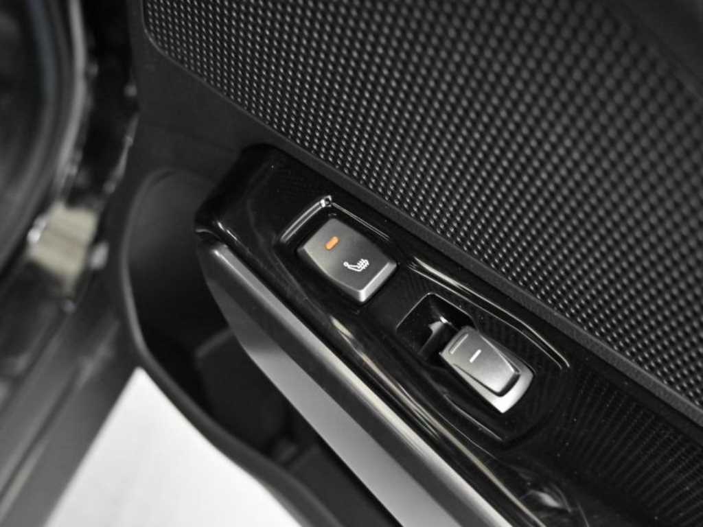 Ssangyong Tivoli 2023 Negro - Importación desde Corea - HF Imports Iquique - Foto 16