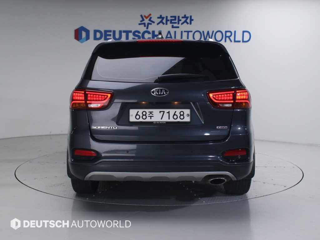 KIA Sorento - Vista 4