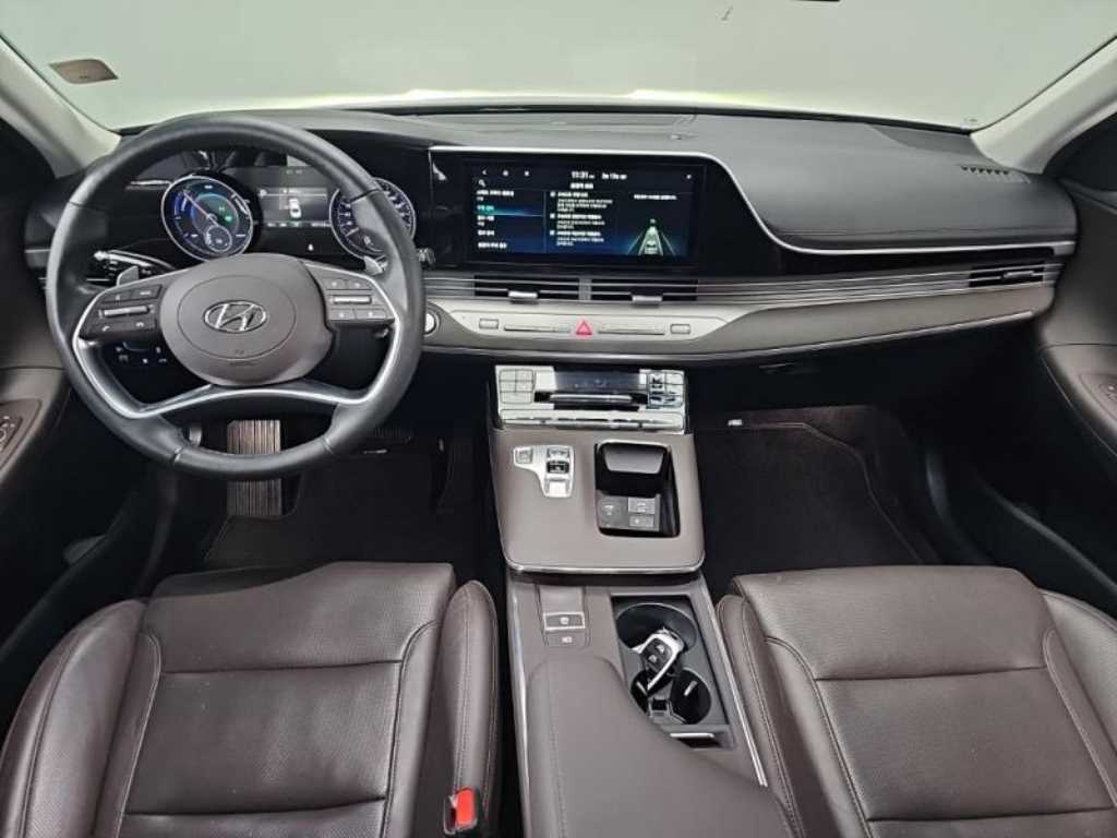 HYUNDAI Grandeur - Vista 5