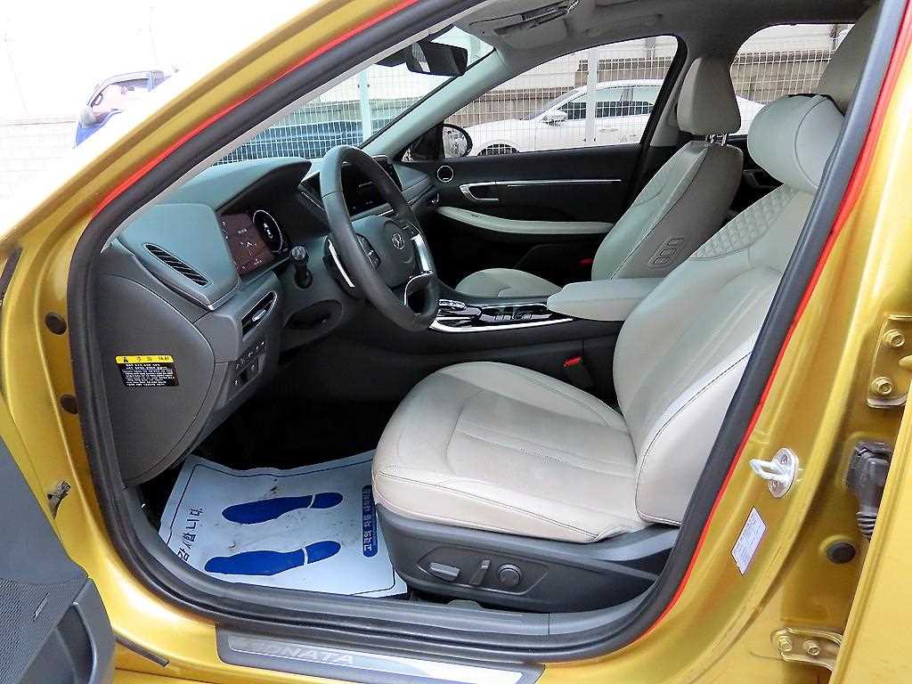 HYUNDAI Sonata - Vista 5