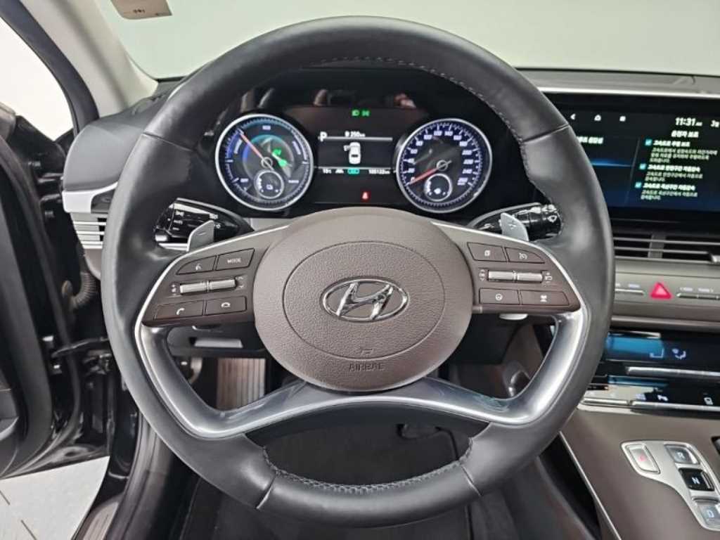 HYUNDAI Grandeur - Vista 7