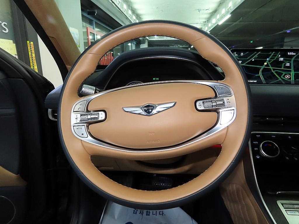 Genesis GV80 - Vista 8