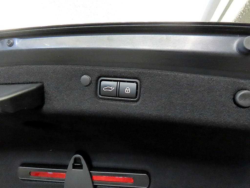 HYUNDAI Grandeur 2020 Negro - Importación desde Corea - HF Imports Iquique - Foto 16