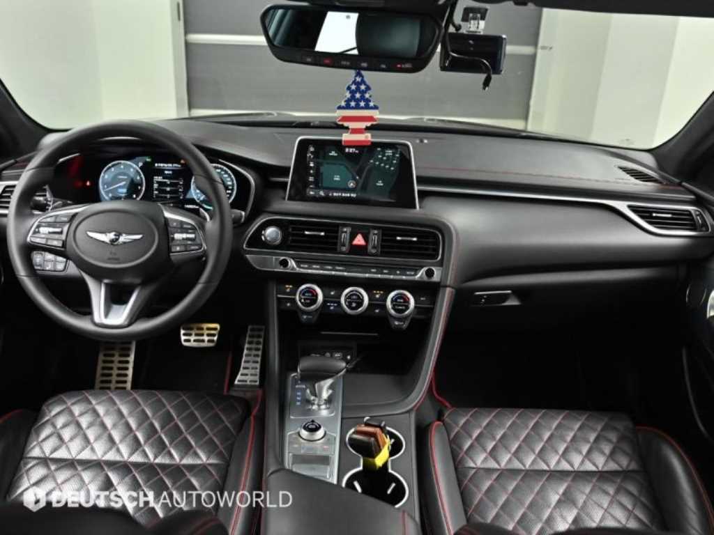 Genesis G70 - Vista 7