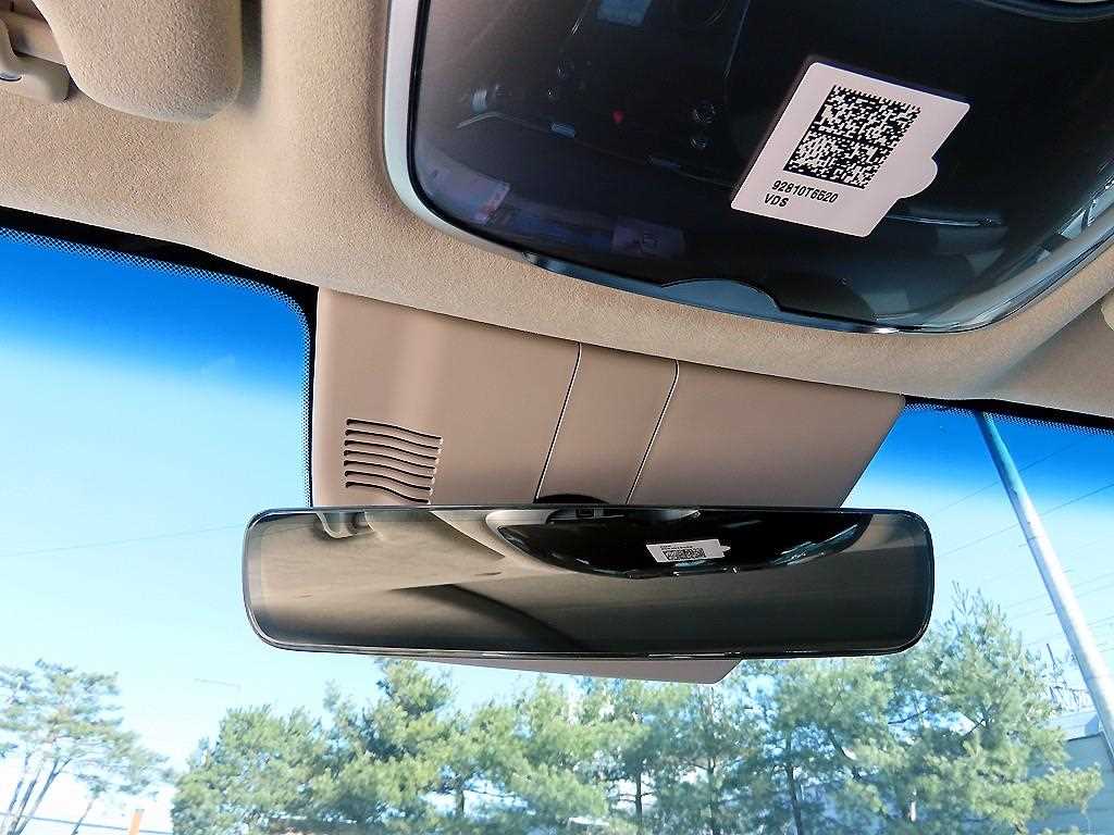 Genesis G80 2025 Blanco - Importación desde Corea - HF Imports Iquique - Foto 14