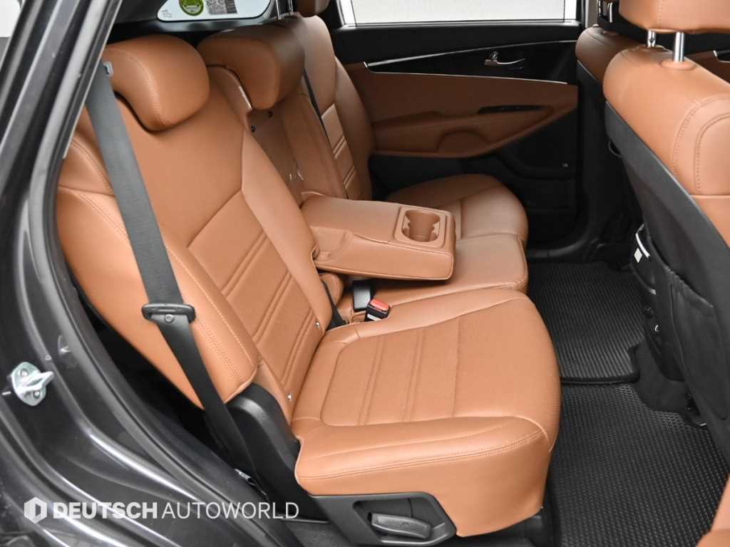 KIA Sorento - Vista 12