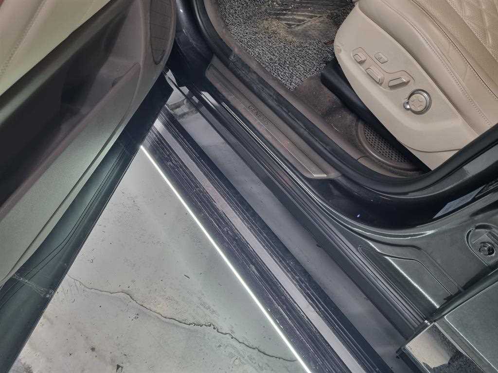 Genesis GV80 - Vista 4