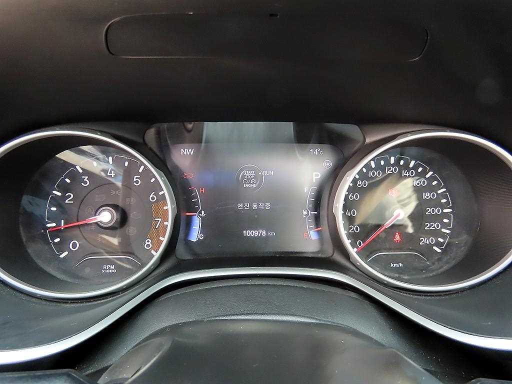 Jeep Compass - Vista 9