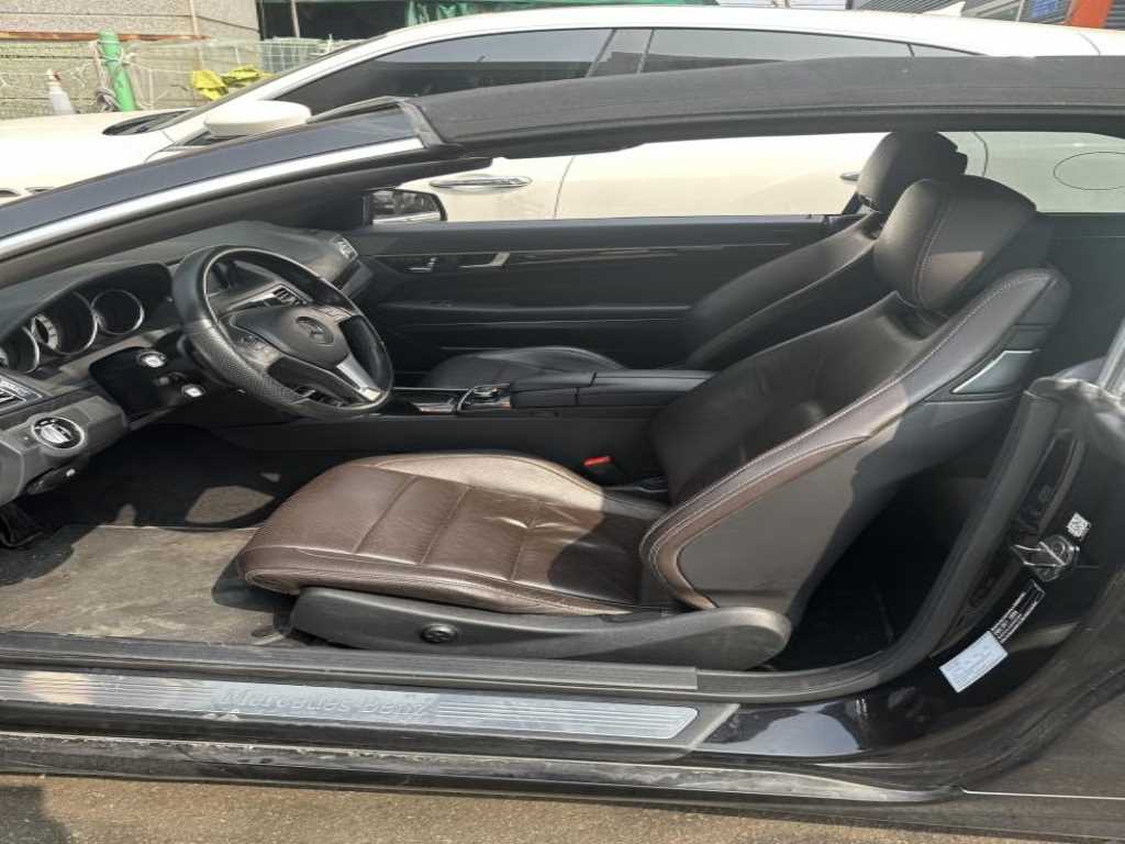 Mercedes Benz E class - Vista 7