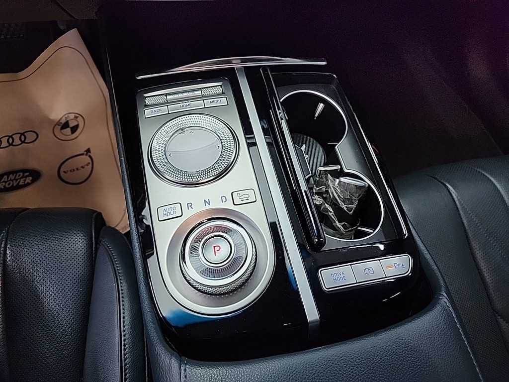 Genesis G80 - Vista 8