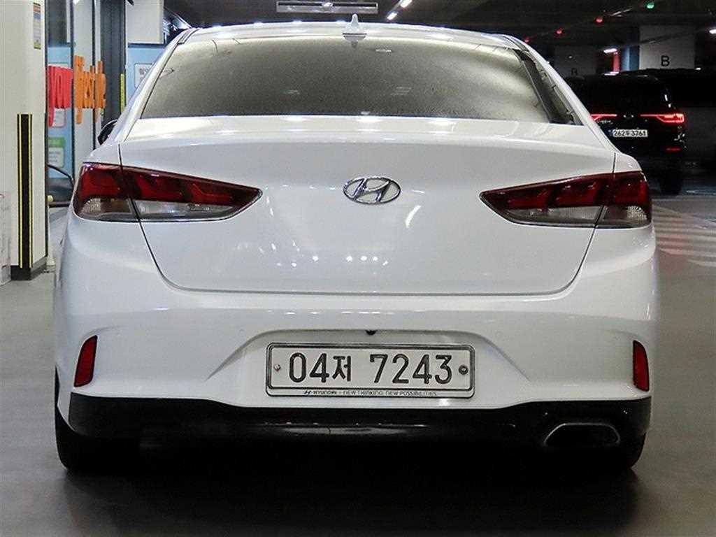 HYUNDAI Sonata - Vista 5
