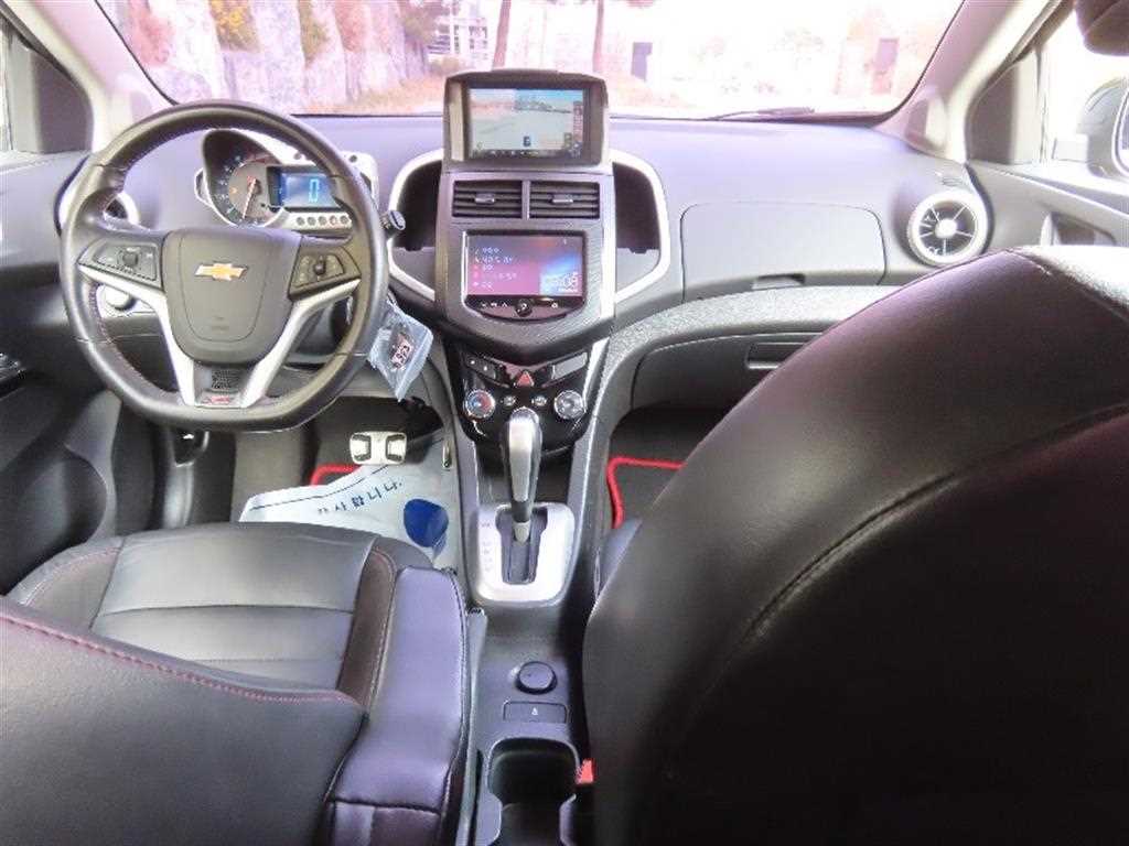Chevrolet Abeo 2015 Negro - Importación desde Corea - HF Imports Iquique - Foto 15