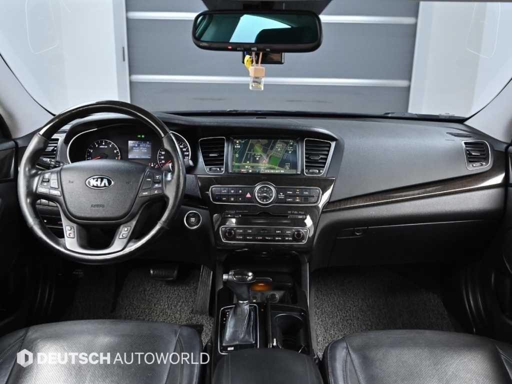 KIA K7 - Vista 8