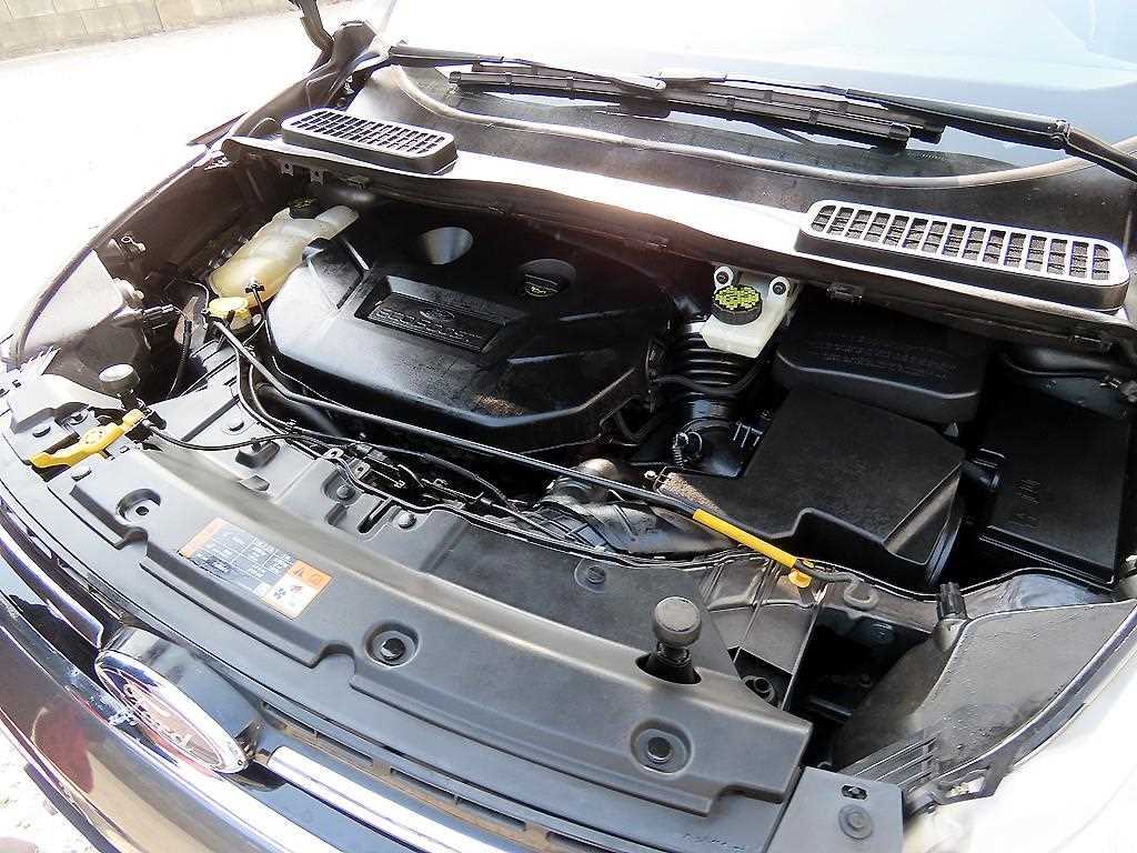 Ford Escape 2015 Gris - Importación desde Corea - HF Imports Iquique - Foto 19