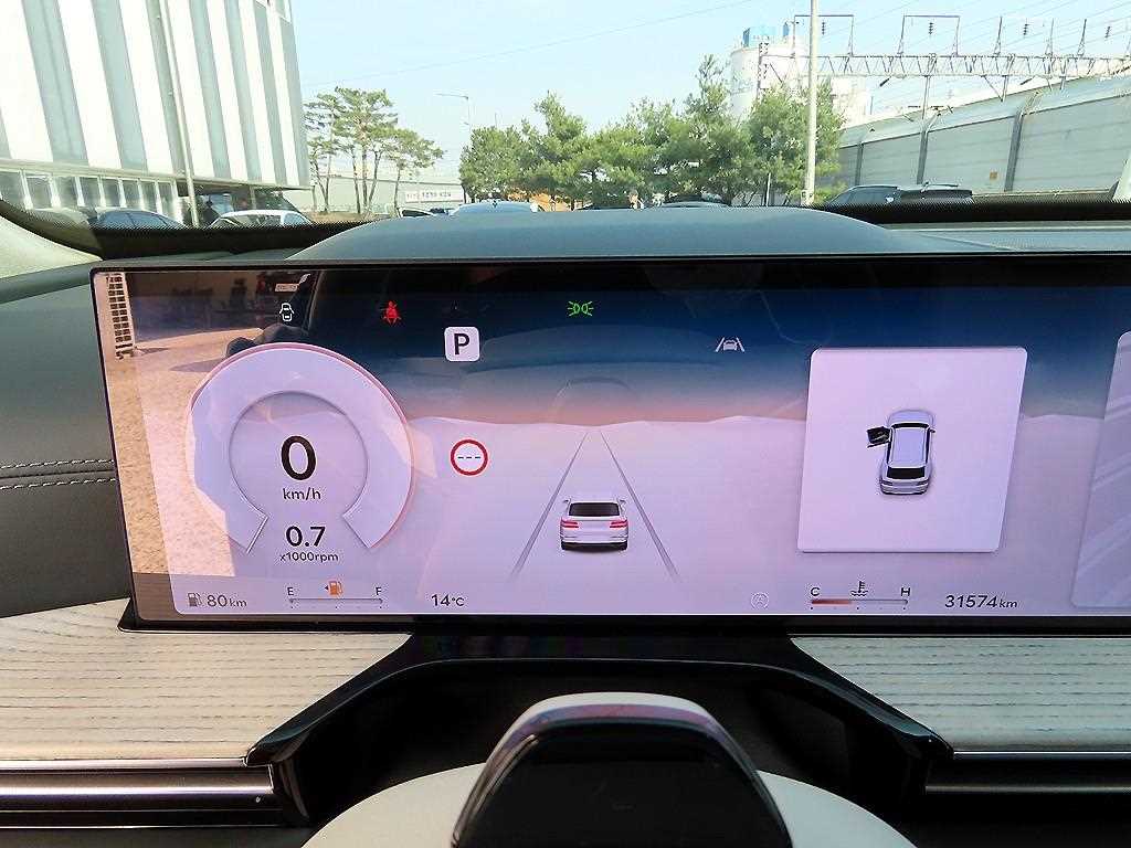 Genesis GV80 - Vista 9