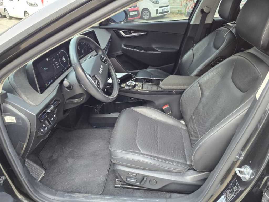 KIA EV6 - Vista 8