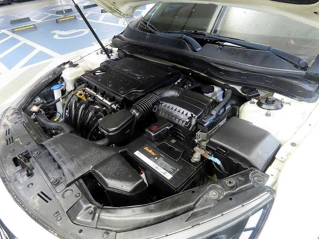 KIA K5 2011 Blanco - Importación desde Corea - HF Imports Iquique - Foto 19