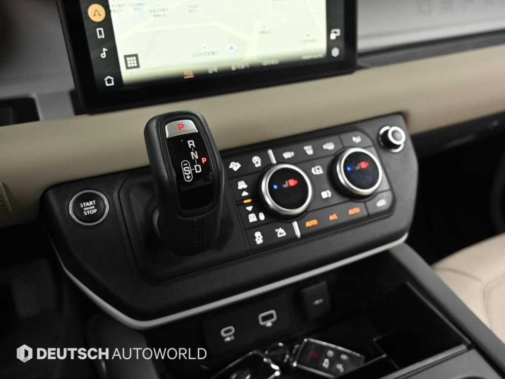 Land Rover Defender - Vista 9