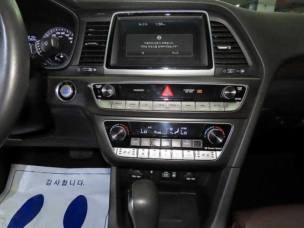 HYUNDAI Sonata - Vista 11